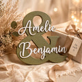 & Namensschild für Paare aus Holz | personalisiert mit zwei Namen - LaserArt Germany