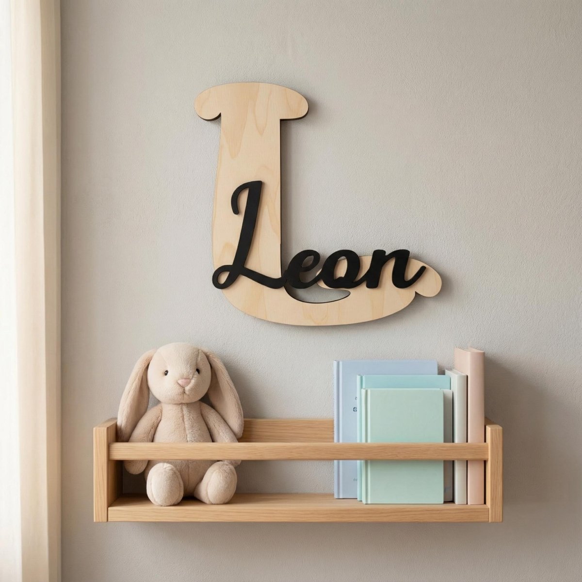 Namensschild Kinderzimmer aus Holz personalisiert – Wanddeko mit Name, 20+ Farben, 12 Schriftarten - LaserArt Germany