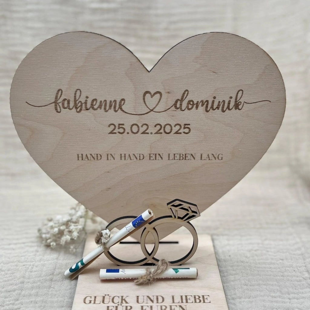 Personalisierte Geldgeschenk Herzplatte aus Holz – Hochzeitsgeschenk & Erinnerung - LaserArt Germany