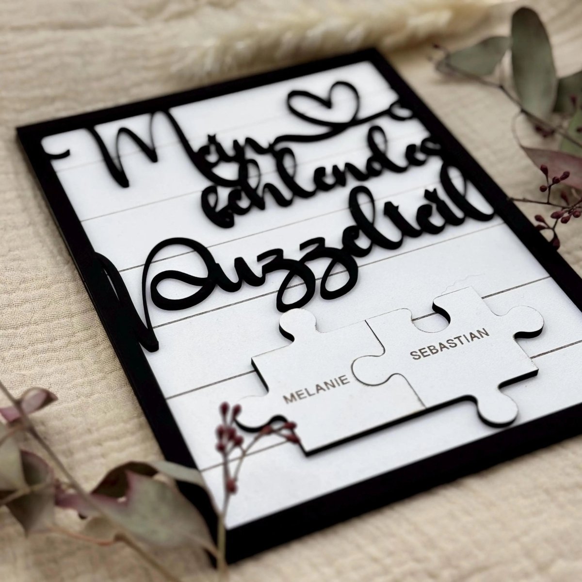 Personalisiertes Puzzleteil Geschenk für Paare – Seitenansicht des Puzzleteils