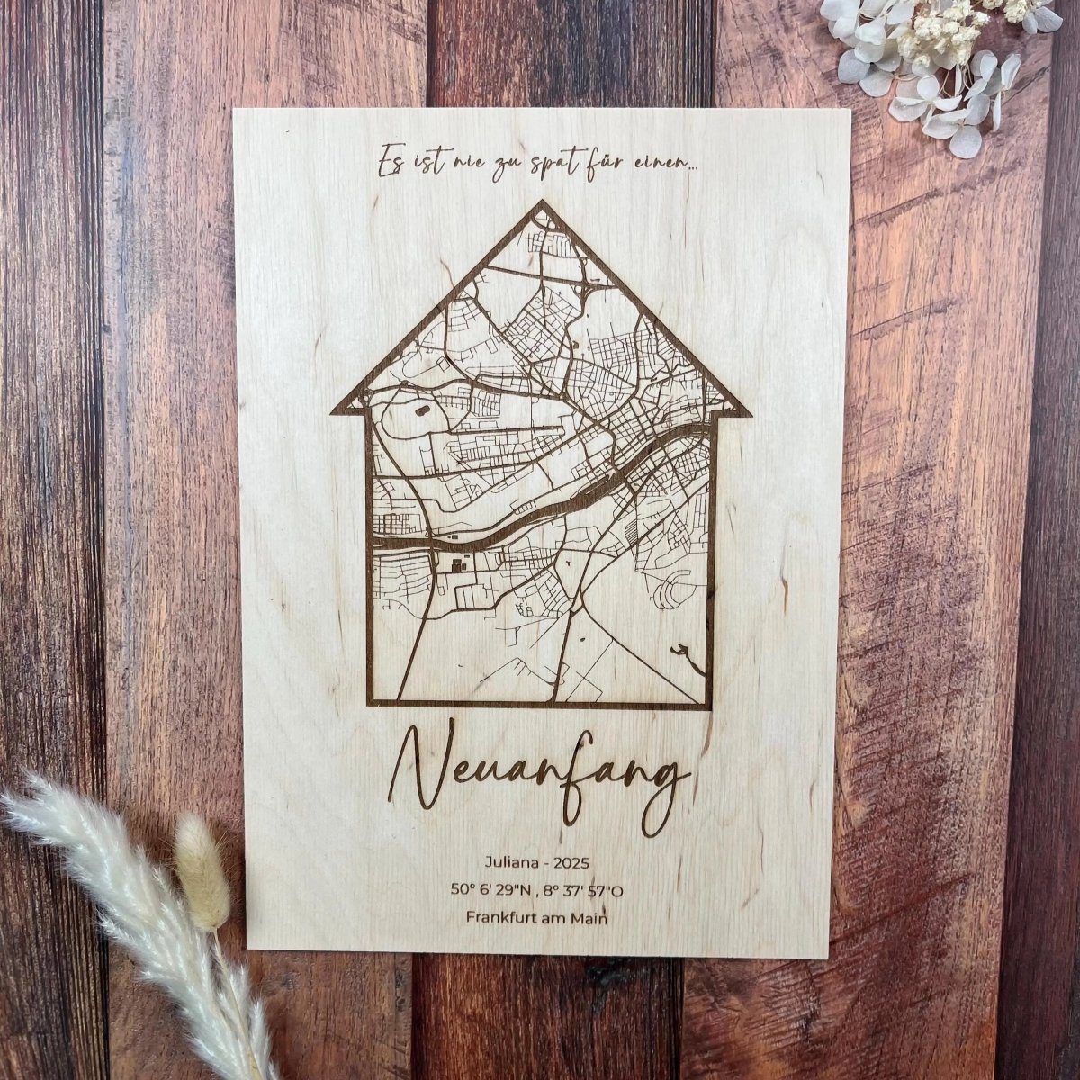Personalisierte Koordinatenkarte aus Holz – stilvolle Wanddeko & Geschenk - LaserArt Germany