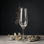 Personalisierte Namensschilder Hochzeit aus Acryl – Detailaufnahme der Kante