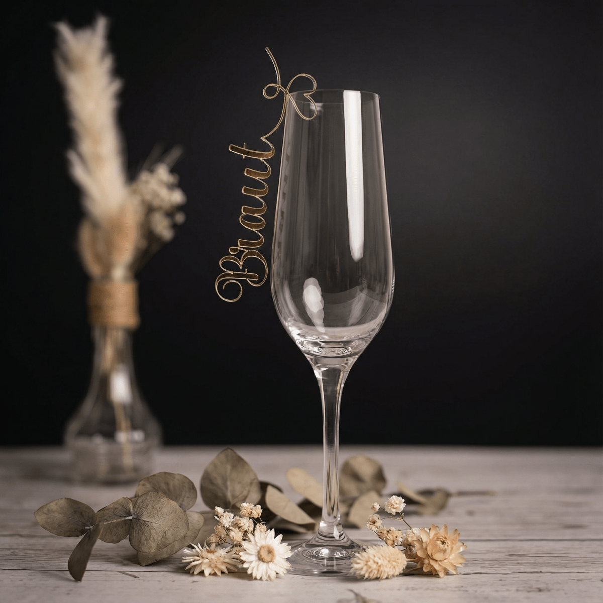 Personalisierte Namensschilder Hochzeit aus Acryl – Frontalansicht mit Namensgravur
