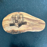 Personalisiertes Schneidebrett mit Gravur | Olivenholzbrett - LaserArt Germany