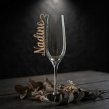 Hochzeit Tischkarte Glas Holz – personalisierte Glasplatzkarte mit Schriftartenauswahl