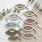Platzkarte Kommunion Konfirmation Taufe – Namensschild Holz Fisch personalisiert, Birkenholz mit Namen - LaserArt Germany
