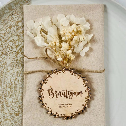 Platzkarten Namensschilder Hochzeit aus Holz für individuelle Feste - LaserArt Germany