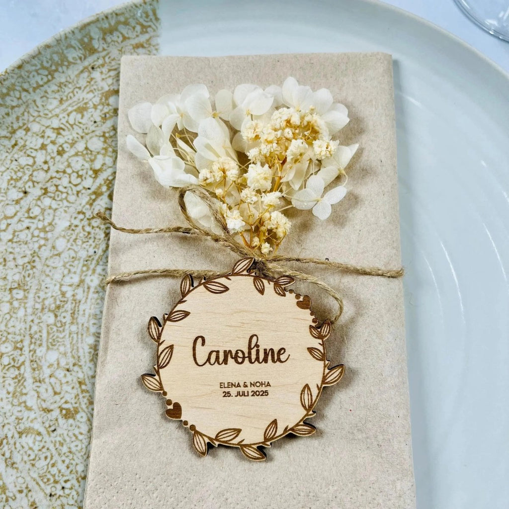 Platzkarten Namensschilder Hochzeit aus Holz für individuelle Feste - LaserArt Germany