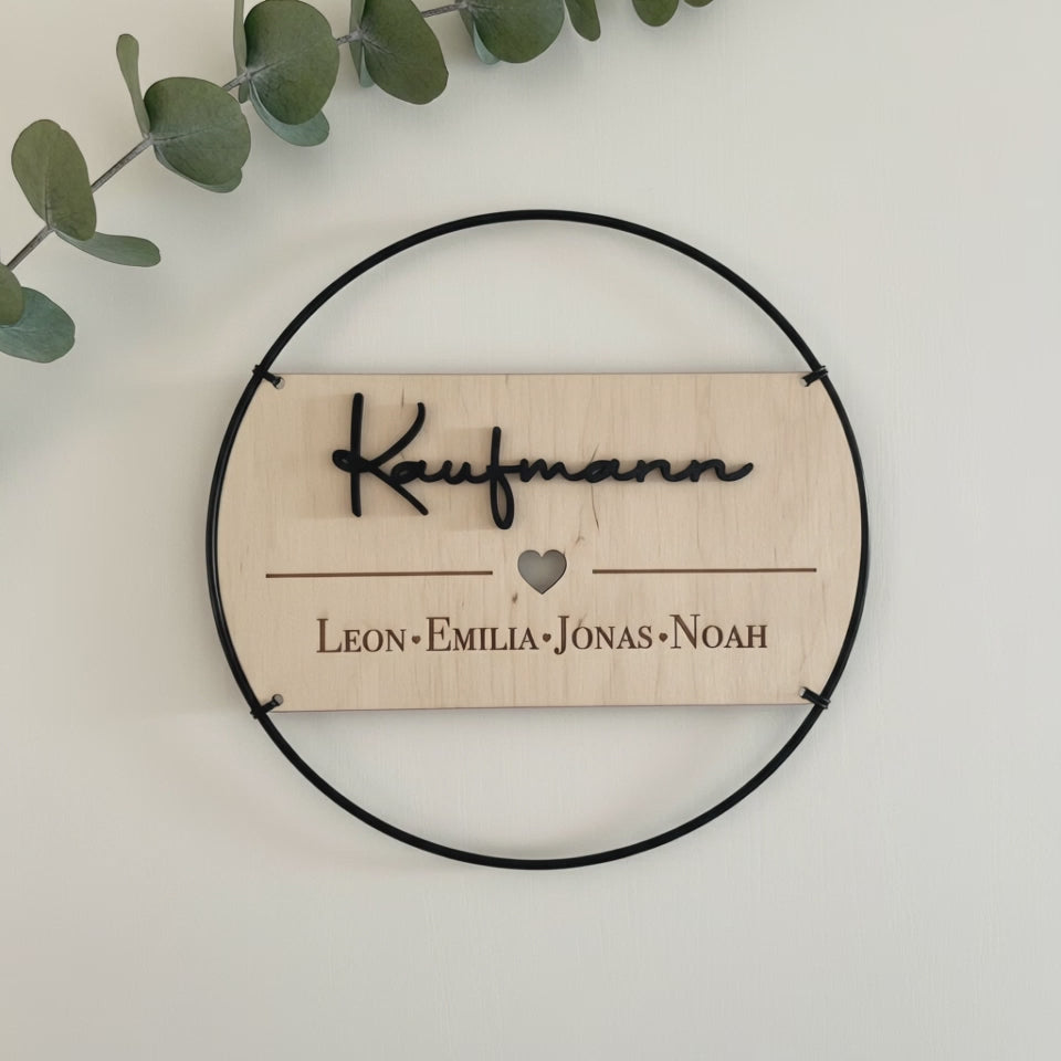 Familienschild personalisiert aus Holz und Metall | Türkranz Familienschild