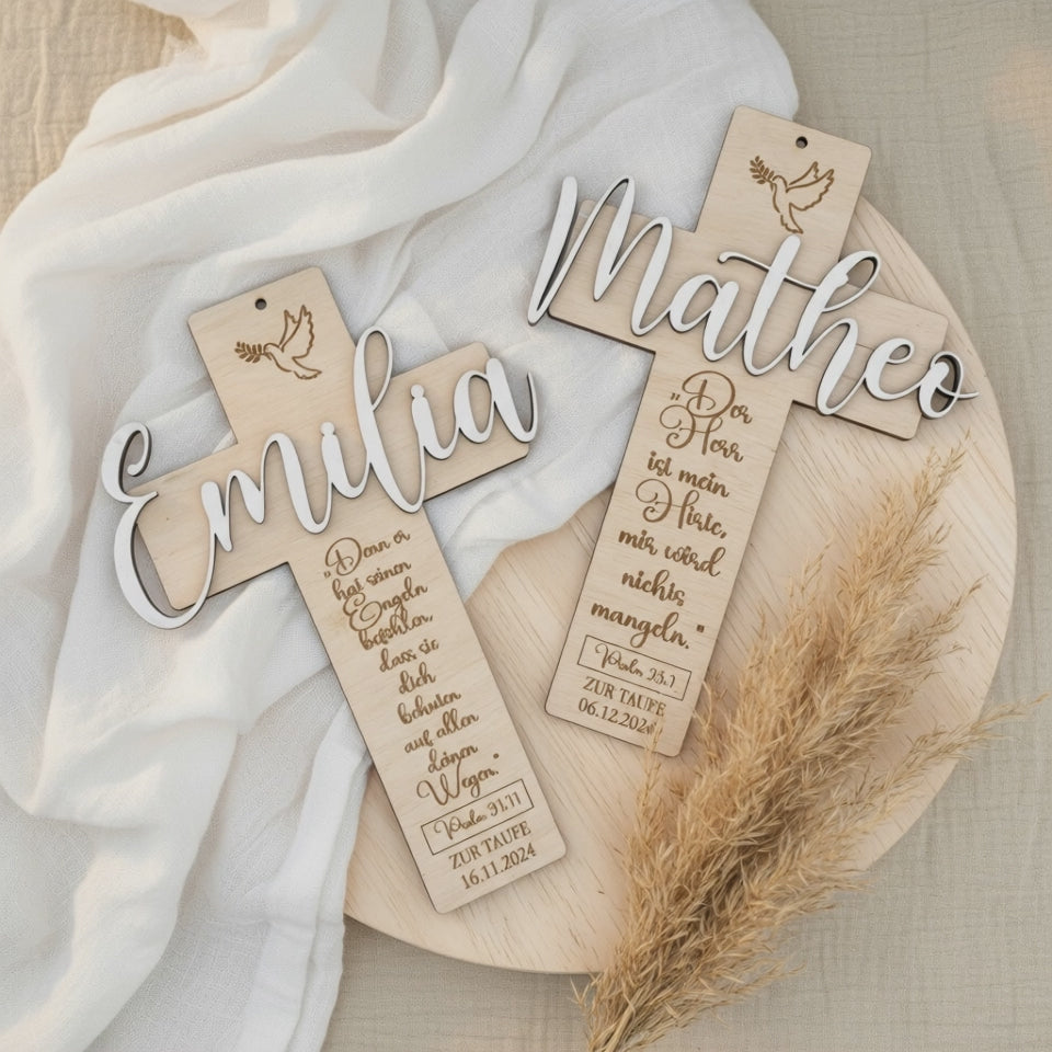 Taufkreuz personalisiert aus Holz – Symbol des Glaubens & Erinnerung
