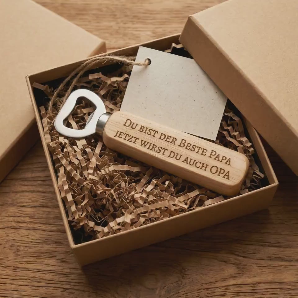 Flaschenöffner personalisiert – Geschenk für Männer aus Holz mit Gravur