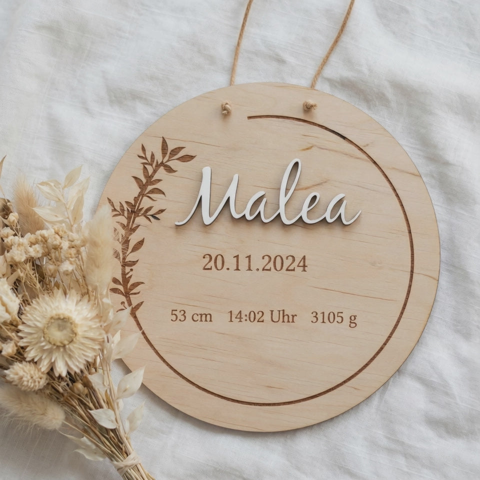 Geburtsschild aus Holz mit Geburtsdaten | graviert