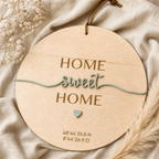 Richtfest Geschenk Türschild mit Koordinaten aus Holz – Hauptansicht