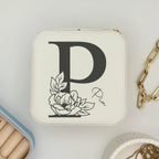 Schmuckbox Monogramm aus Kunstleder personalisiert – In der Geschenkverpackung