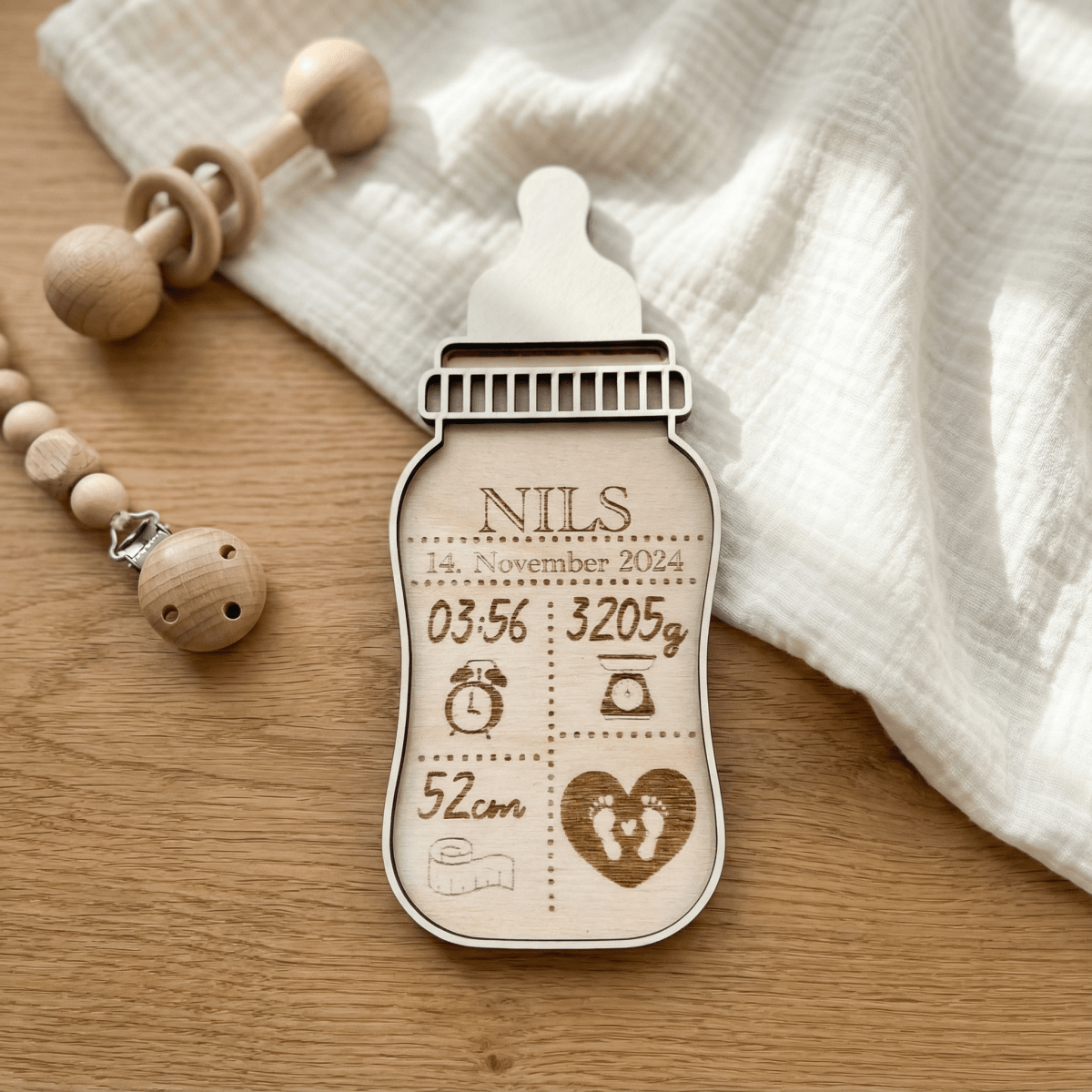 Taufgeschenk Flasche aus Holz | personalisiert graviert - LaserArt Germany