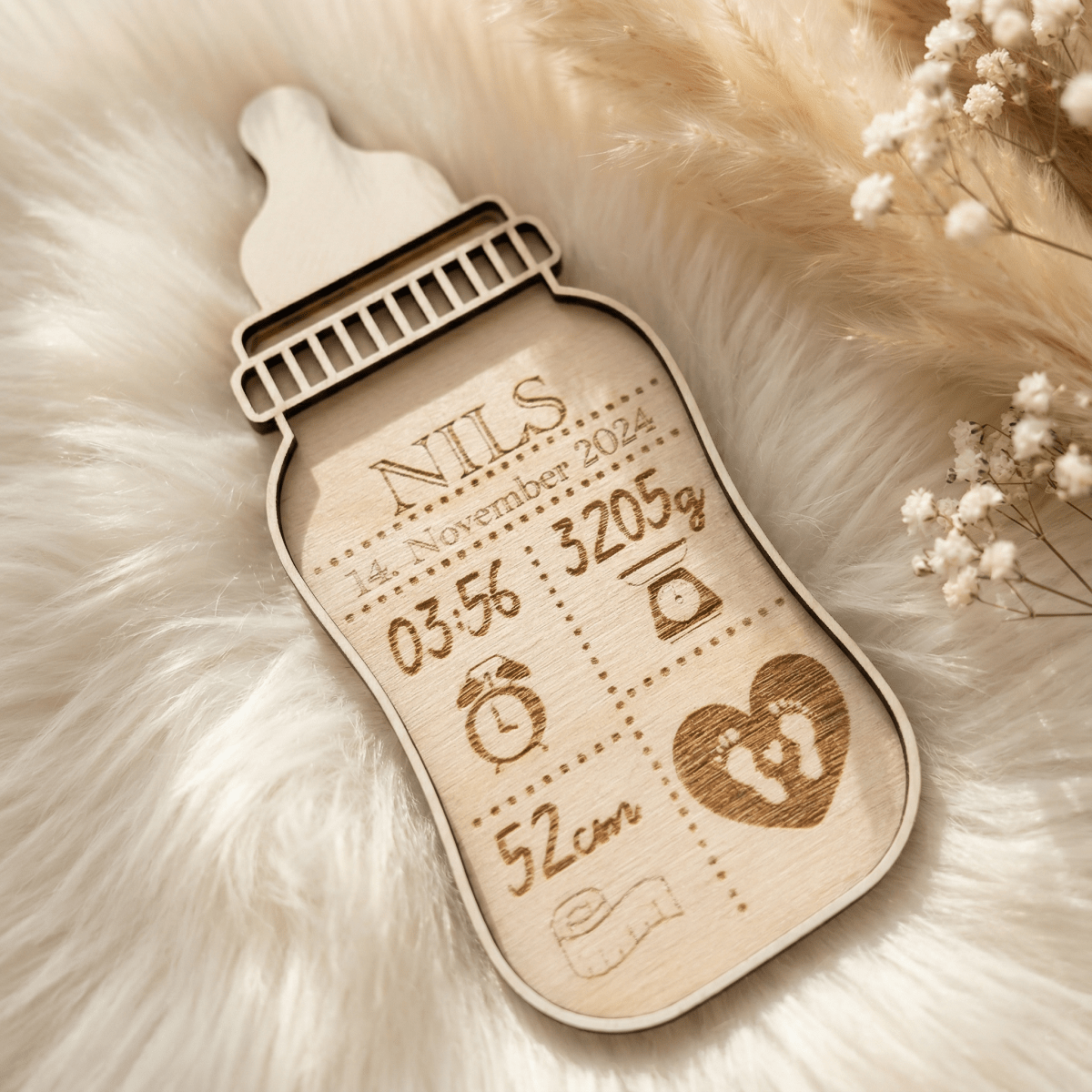 Taufgeschenk Flasche aus Holz | personalisiert graviert - LaserArt Germany