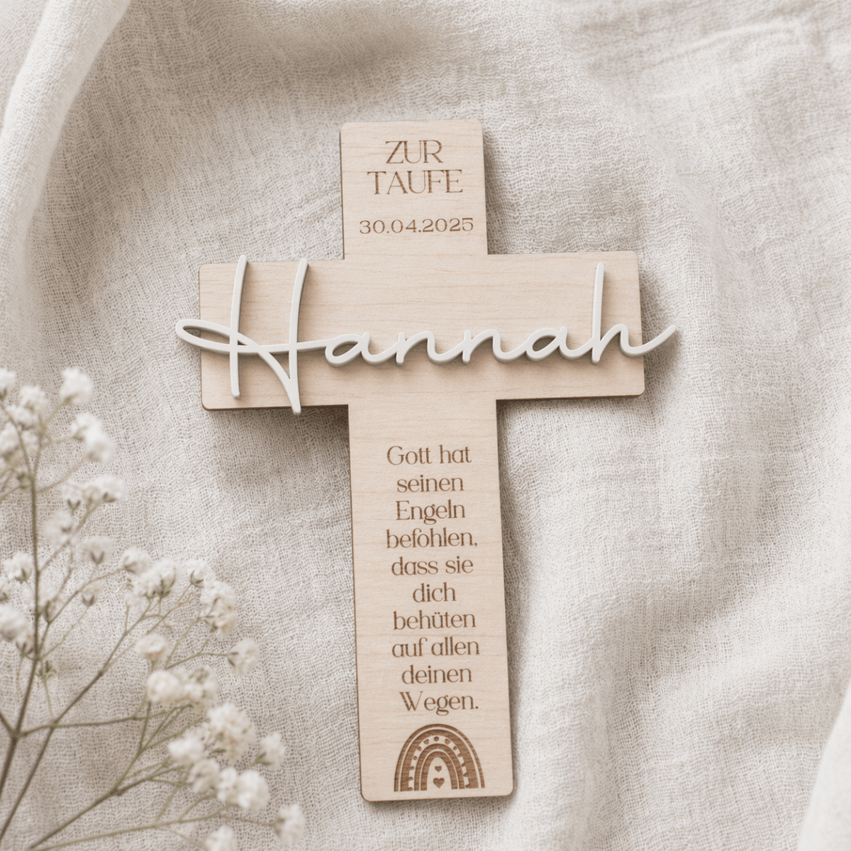 Taufkreuz aus Holz als Geschenk und Erinnerung - LaserArt Germany