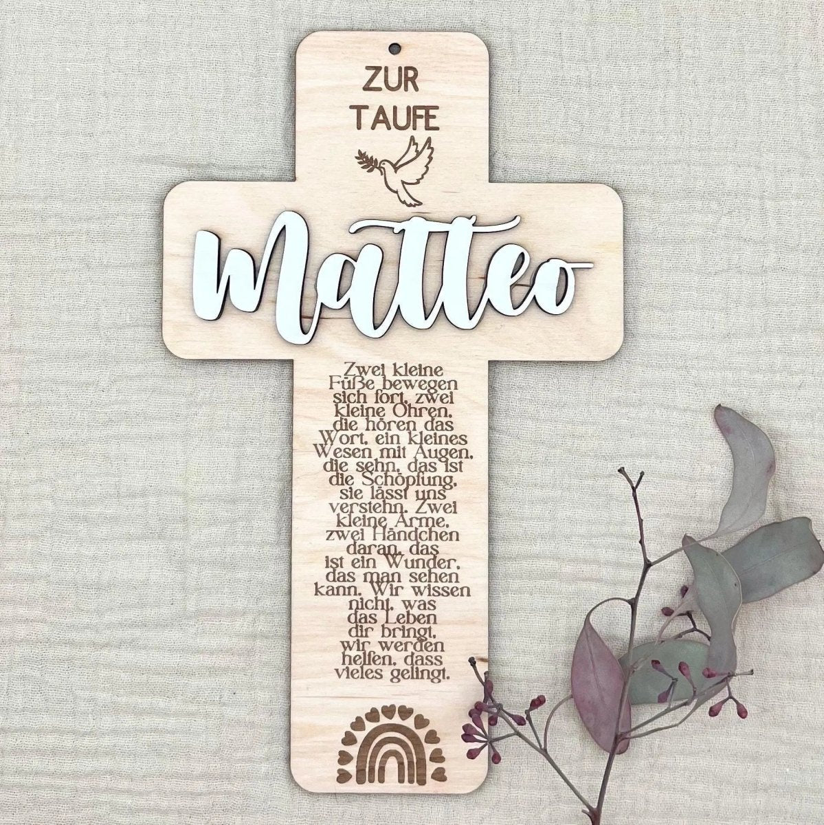 Taufkreuz aus Holz personalisiert – Geschenk zur Taufe, Geburt & Erinnerung