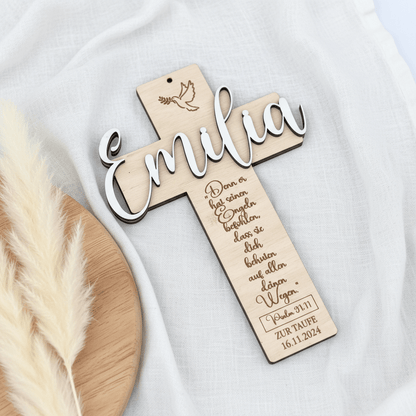 Taufkreuz personalisiert aus Holz – Symbol des Glaubens & Erinnerung - LaserArt Germany