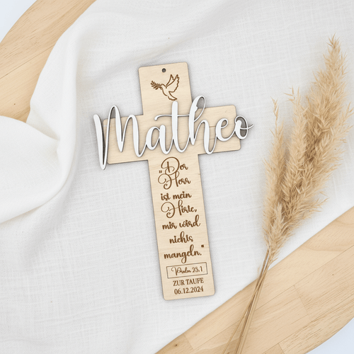 Taufkreuz personalisiert aus Holz – Symbol des Glaubens & Erinnerung - LaserArt Germany