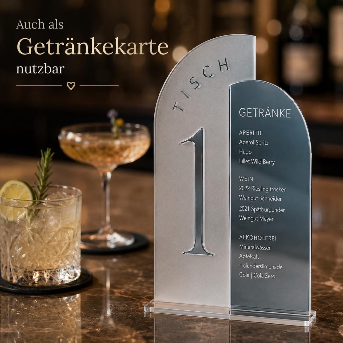 Tischnummern Hochzeit Acryl personalisiert – Anwendungsbeispiel als Menükarte