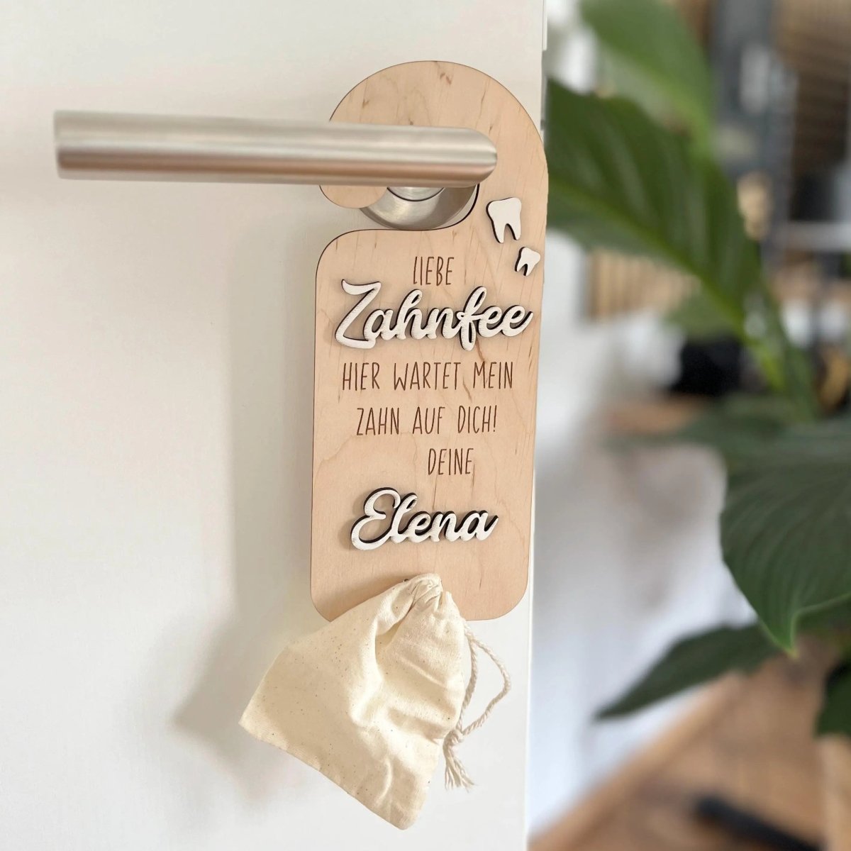 Zahnfee Türhänger erster Zahn aus Holz personalisiert – Hauptansicht
